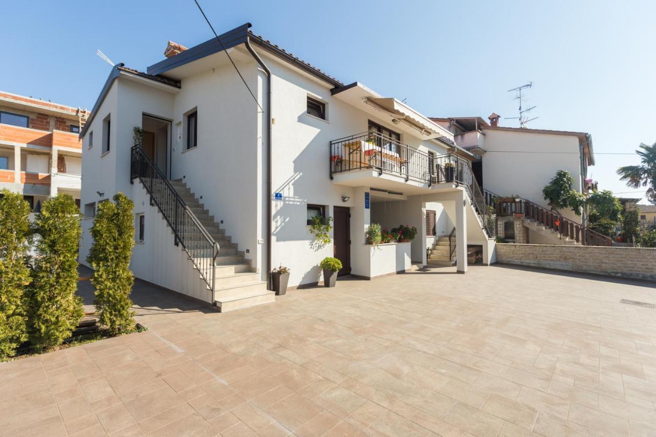 Alex Deluxe Apartments On Beach Poreč Eksteriør bilde
